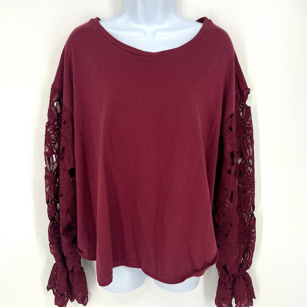 Umgee Womens Burgundy T Shirt Lace Crochet Sleeves Size L NEW